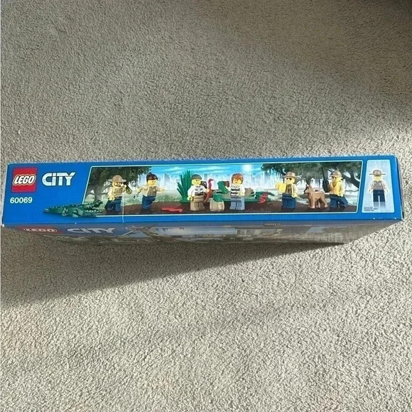 LEGO City Swamp Police Station 60069 Forest BRAND NEW FACTORY SEALED - Picture 4 of 5